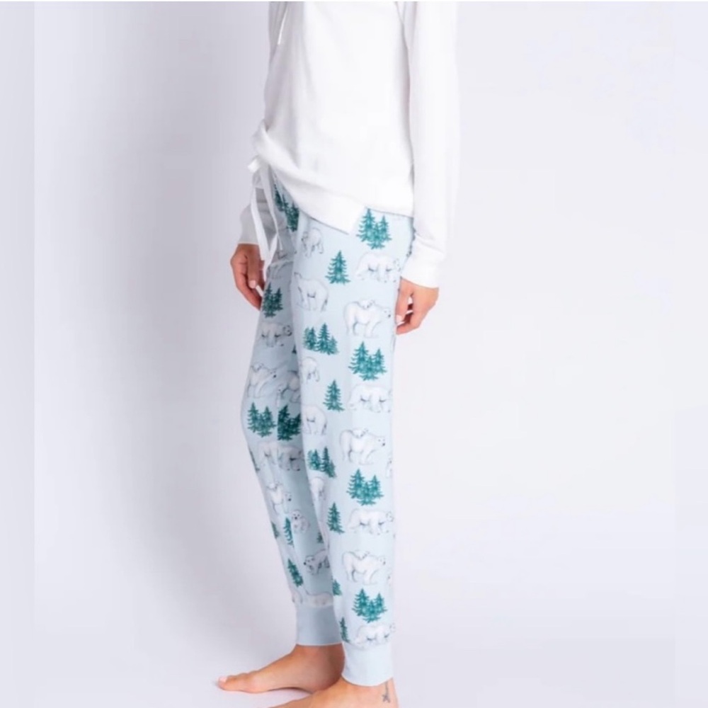 NWT PJ SALVAGE Small Just Chill Polar Bear Joggers Ice Blue Sleep Lounge NEW - Picture 3 of 5